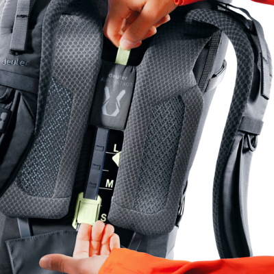 Mochila Aircontact Core 50 + 10 black DEUTER - Imagen 13