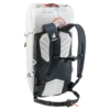Mochila Guide Ultra 26 white-black DEUTER - Imagen 3